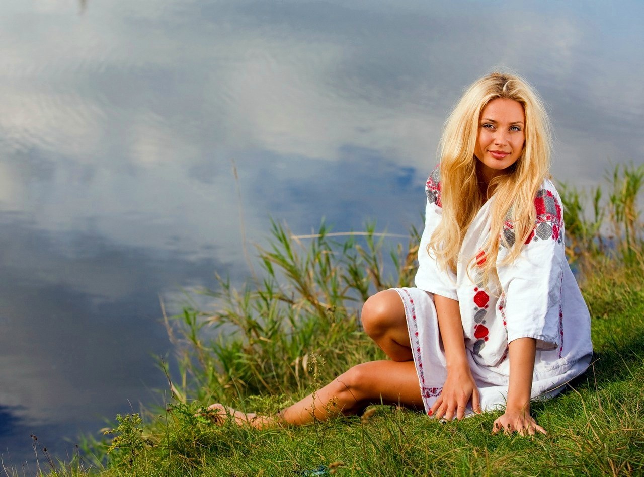 Sexy girl Slavic girls in Contagene