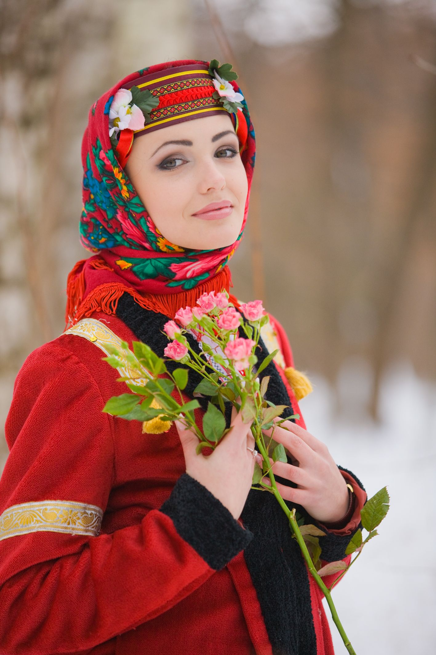 Sexy girl Girls in Slavic costumes in Contagene