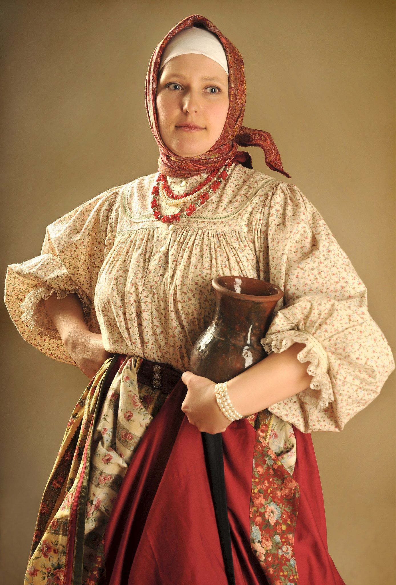 Girls in Slavic costumes in Contagene